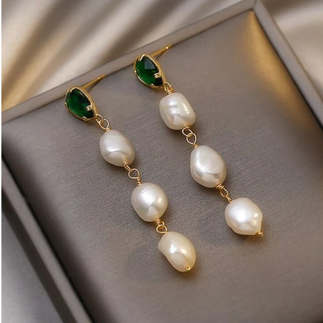 Stunning Gold Earrings Adorned with Sparkling Emeralds and Exquisite Pearls