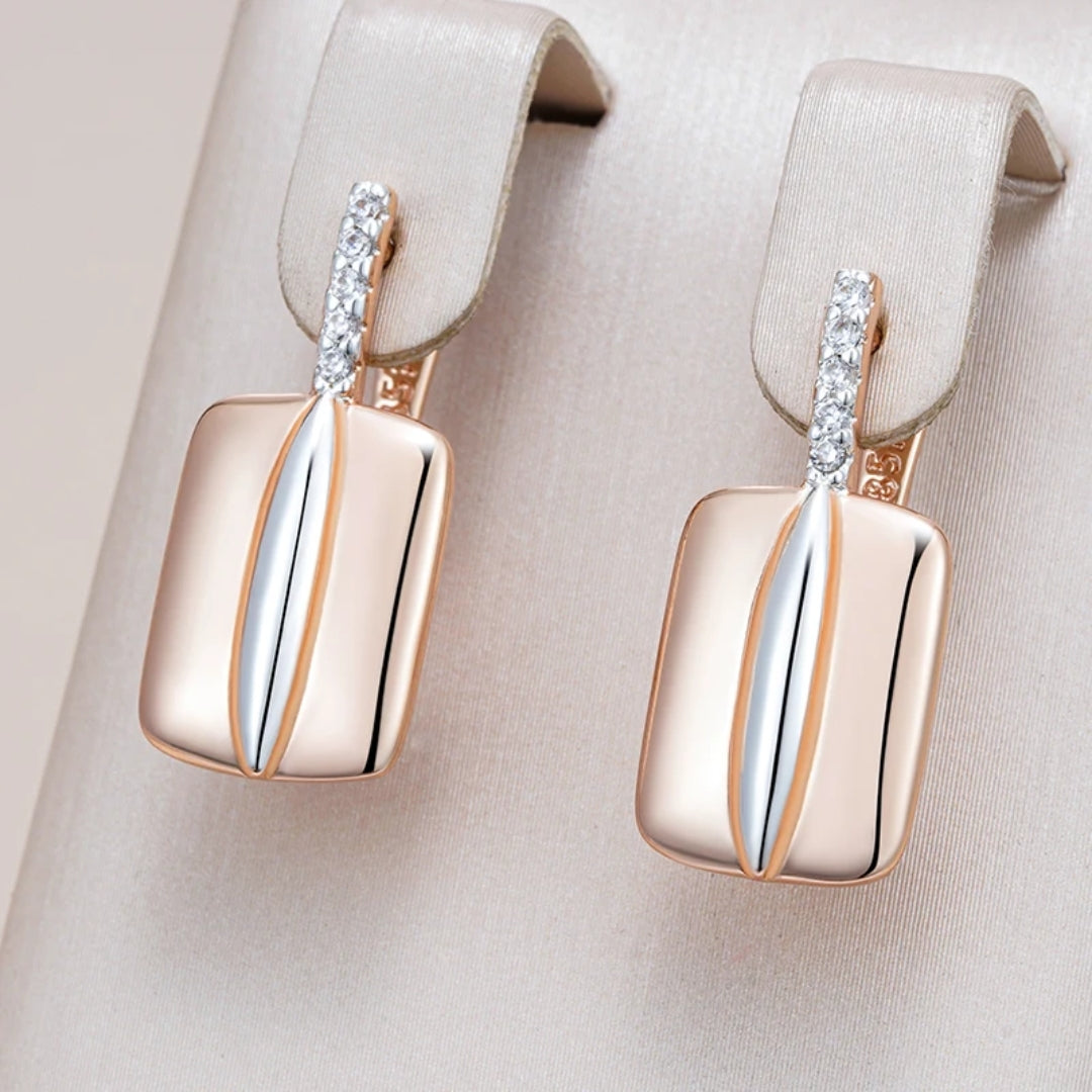 Stunning Rectangular Gold Earrings Adorned with Dazzling Rhinestones