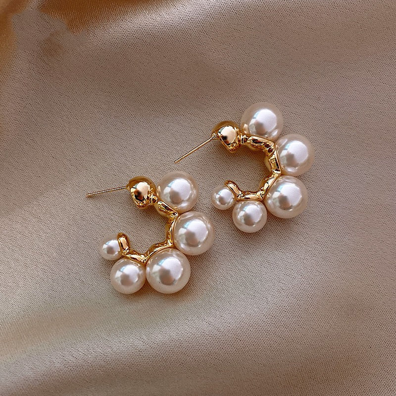 Graceful pearl earrings for timeless elegance