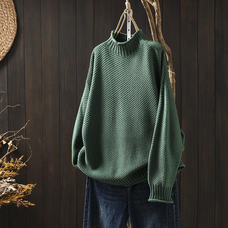 Stylish high-neck sweater – Elegant minimalism for any occasion