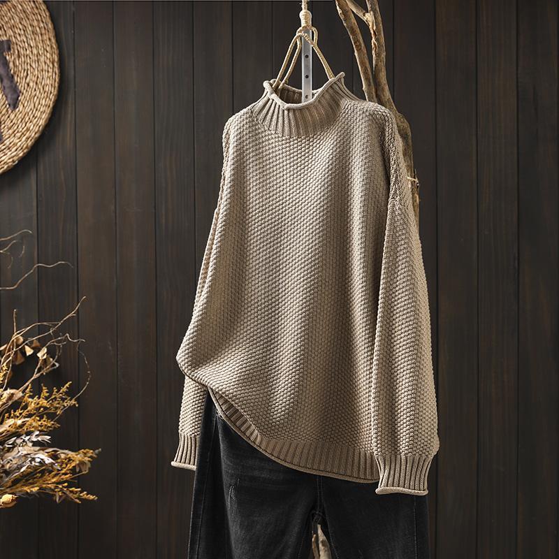 Stylish high-neck sweater – Elegant minimalism for any occasion