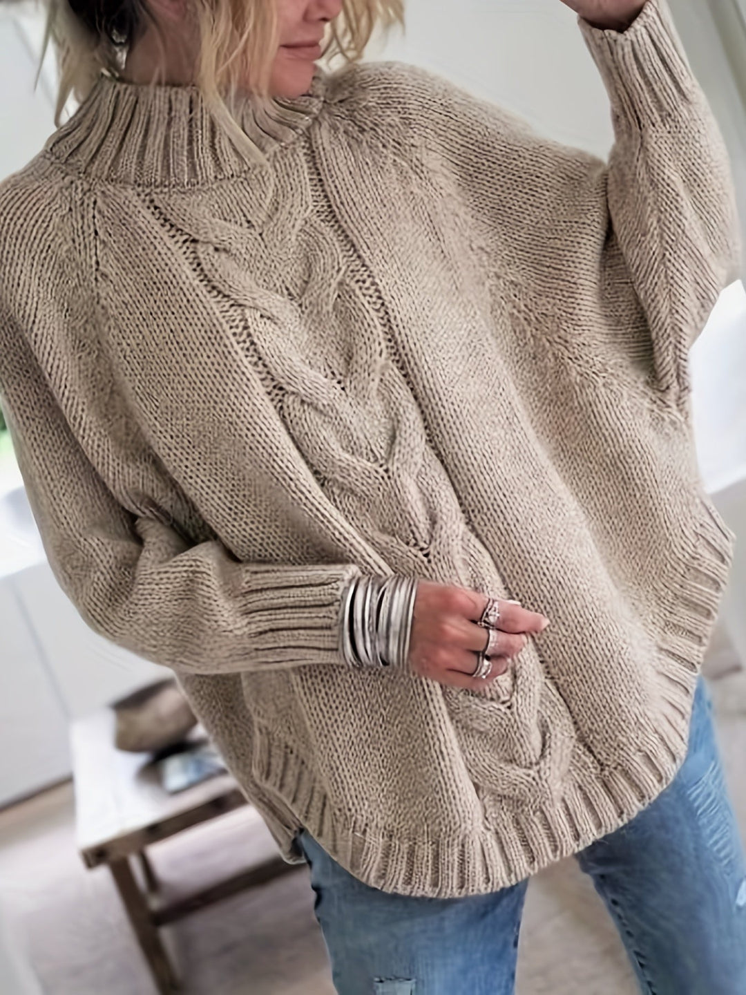 Zopfmuster Sweater – Timeless Elegance and Comfortable Warmth for Every Occasion