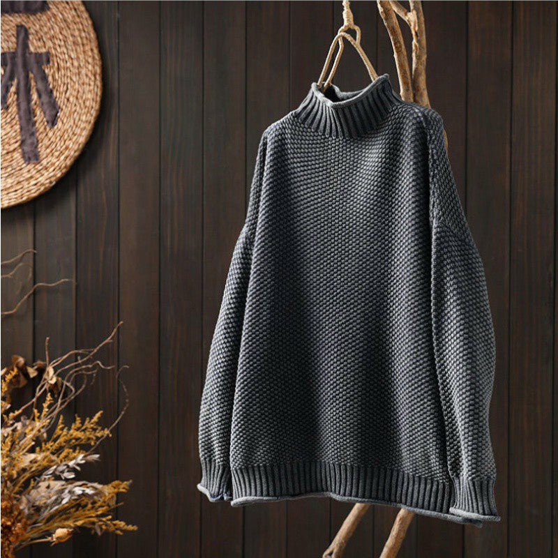 Stylish high-neck sweater – Elegant minimalism for any occasion