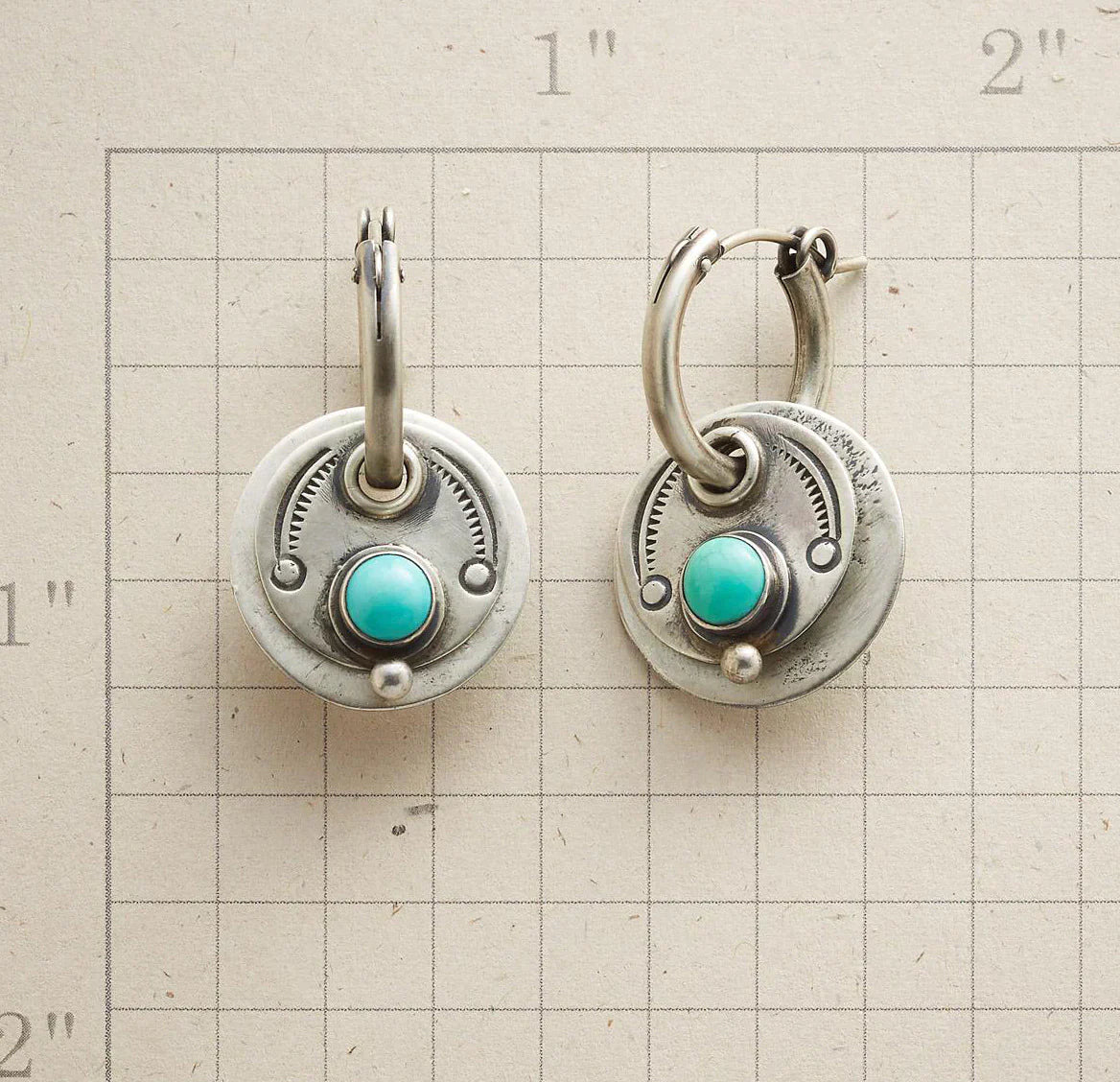 Stunning Boho Earrings Adorned with Bright Turquoise Gems in Luxurious Silver