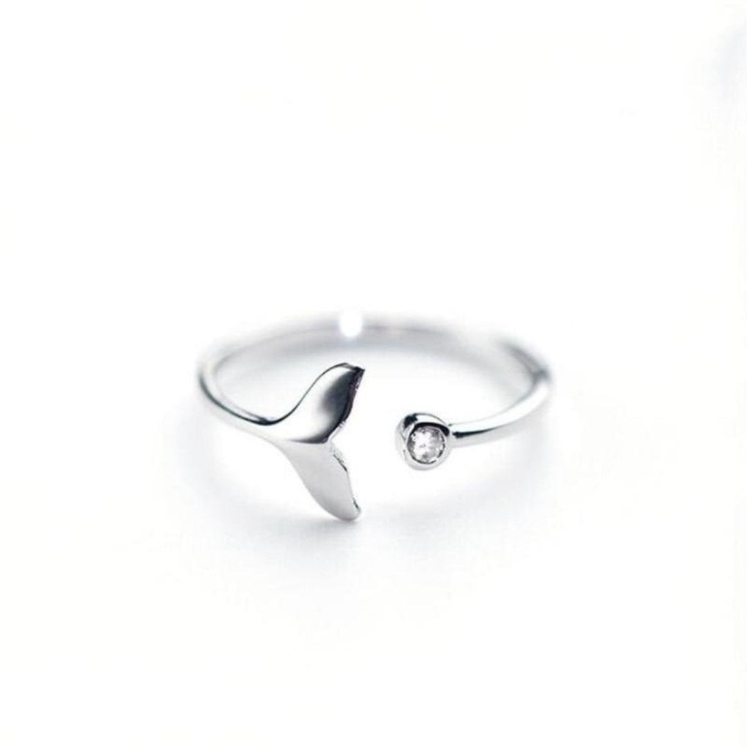 Beautiful dolphin tail ring made of 925 sterling silver with adjustable zirconium dioxide for perfect wearing comfort