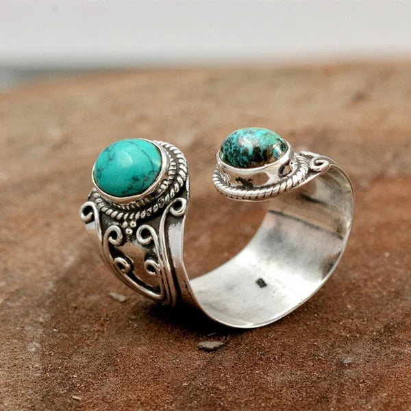 Adjustable ring with elegant double turquoise setting