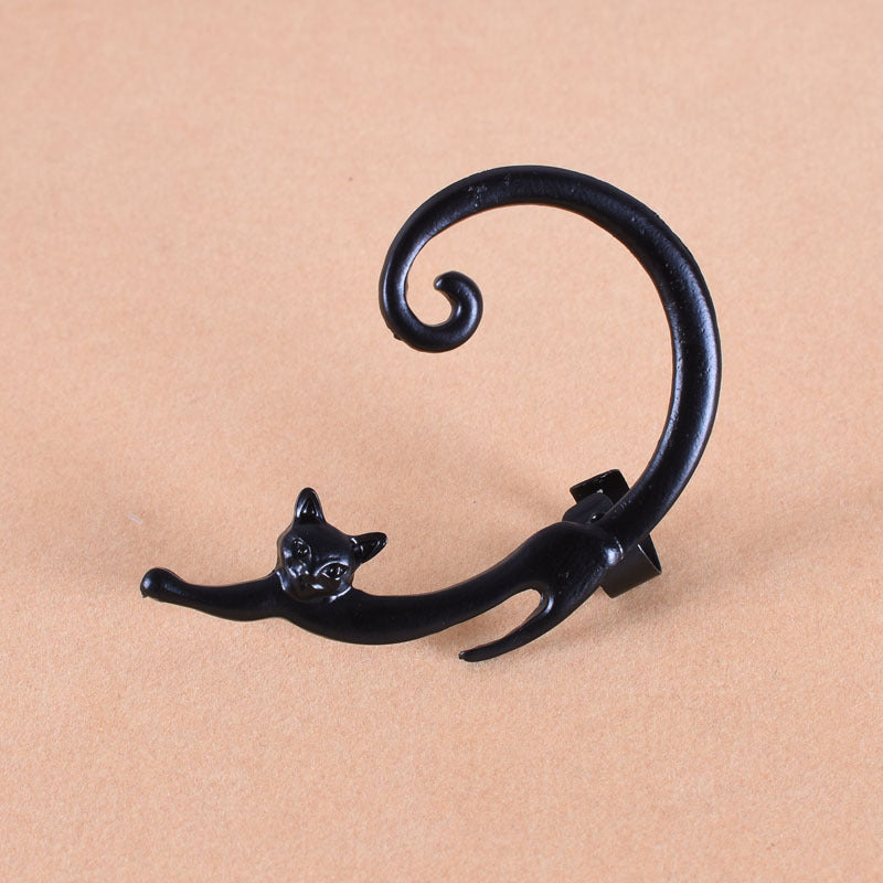 Chic Silver Earrings Perfect for Your Beloved Feline Companion