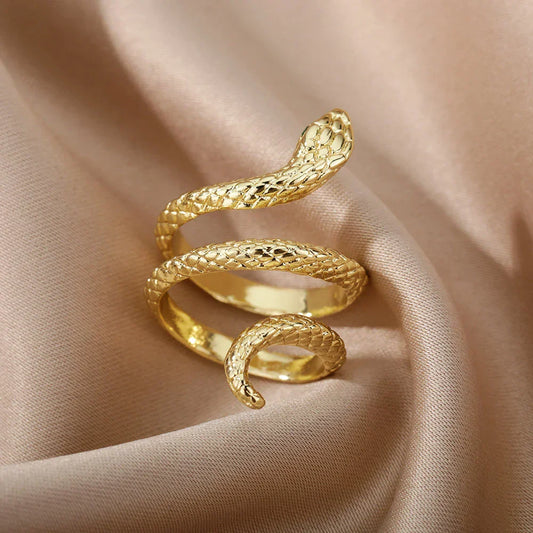 Elegant Golden Snake Ring for Stylish Accents