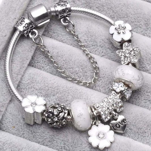 Elegant Gray Vintage Silver Bracelets for a Timeless Look