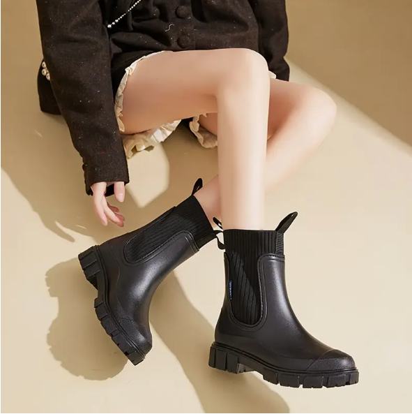 Women’s Chelsea Rain Boots