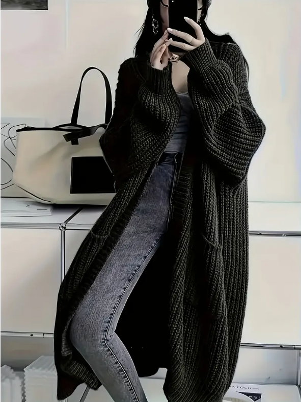 Elegant Women’s Long-Sleeve Knit Cardigan