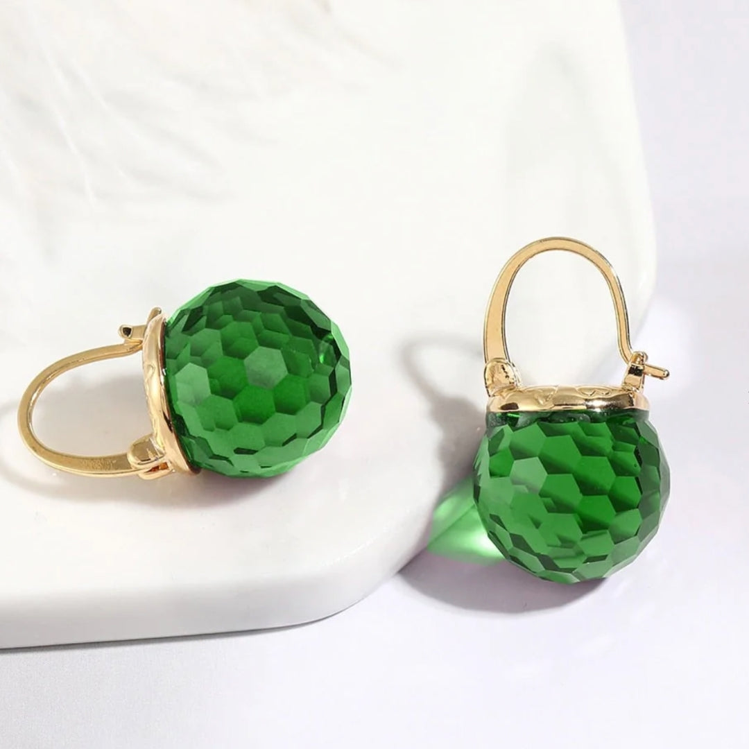 Stunning Gold Earrings Adorned with Sparkling Green Crystals