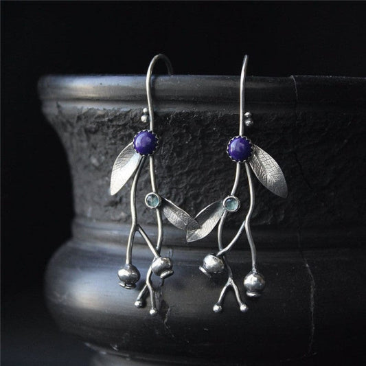 Charming Sterling Silver Earrings with Leaf Motif