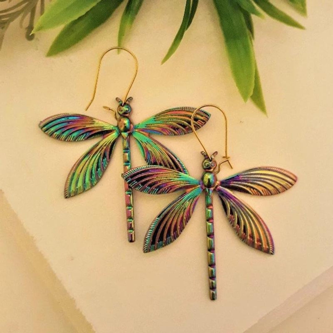 Stunning Multi-Hued Dragonfly Earrings to Elevate Your Elegance