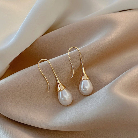 Elegant Gold Drop Pearl Earrings