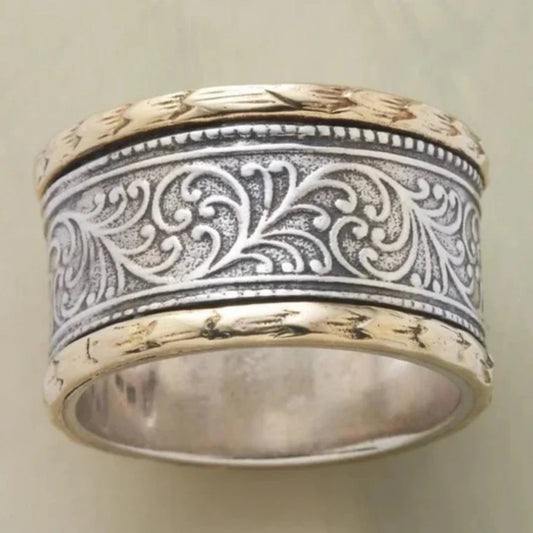 Elegant Vintage Ring with Exquisite Gold and Silver Plating