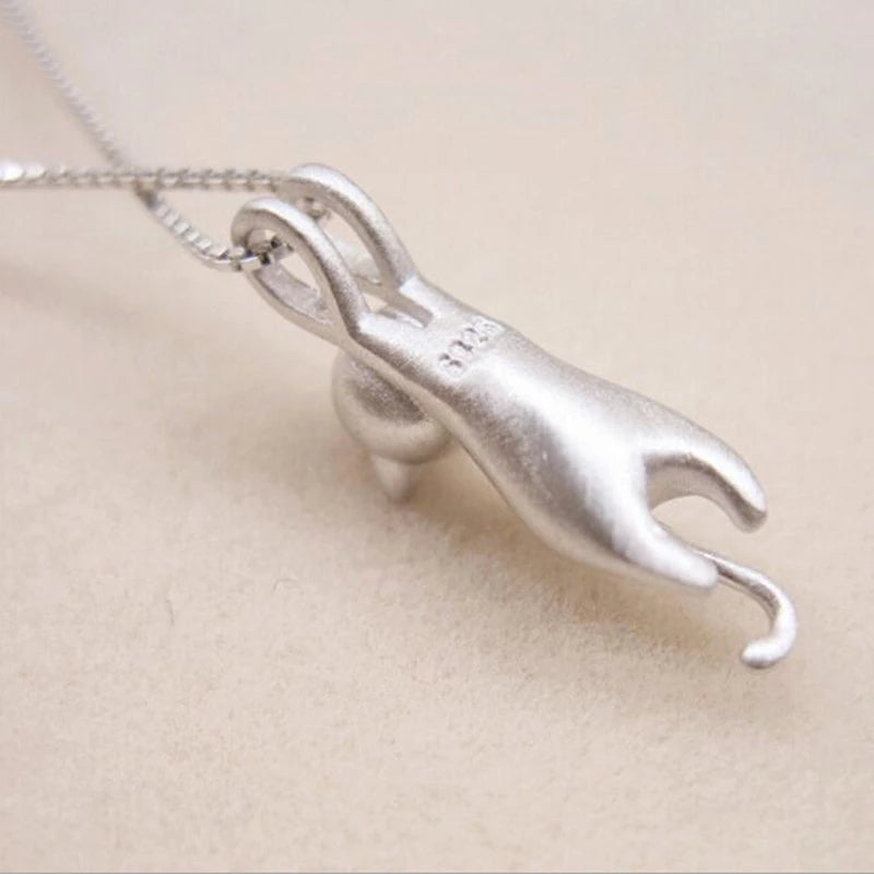 Charming Cat Lover Necklace made of 925 Sterling Silver
