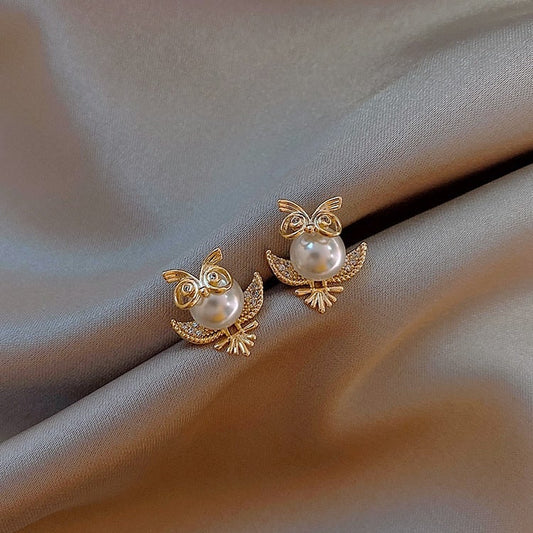 Stunning Golden Owl Earrings for a Touch of Elegance