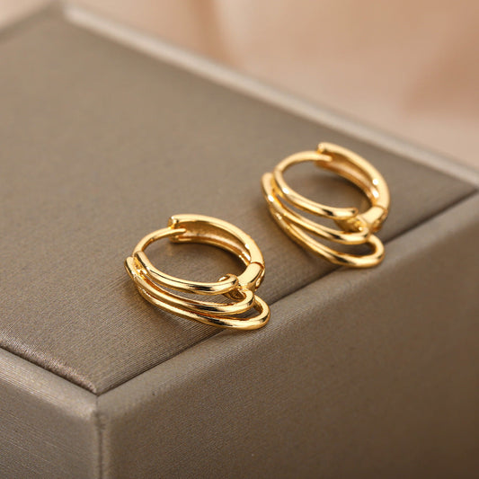 Chic Minimalist Round Gold Earrings for a Touch of Elegance