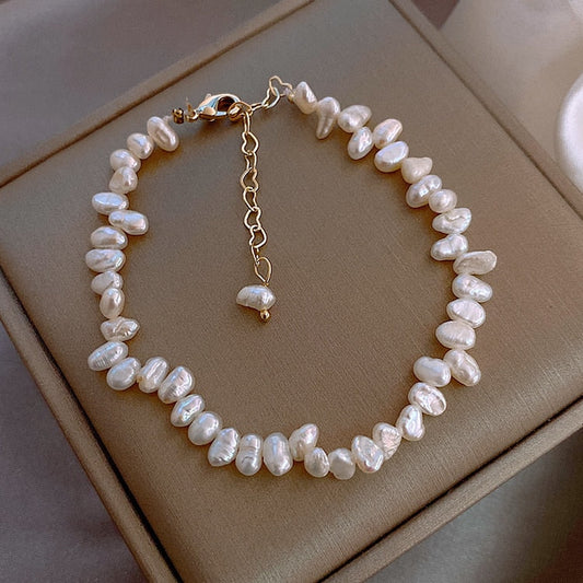 Céline Elegant Pearl Bracelet