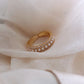 Elegant gold and pearl ring for a touch of luxury