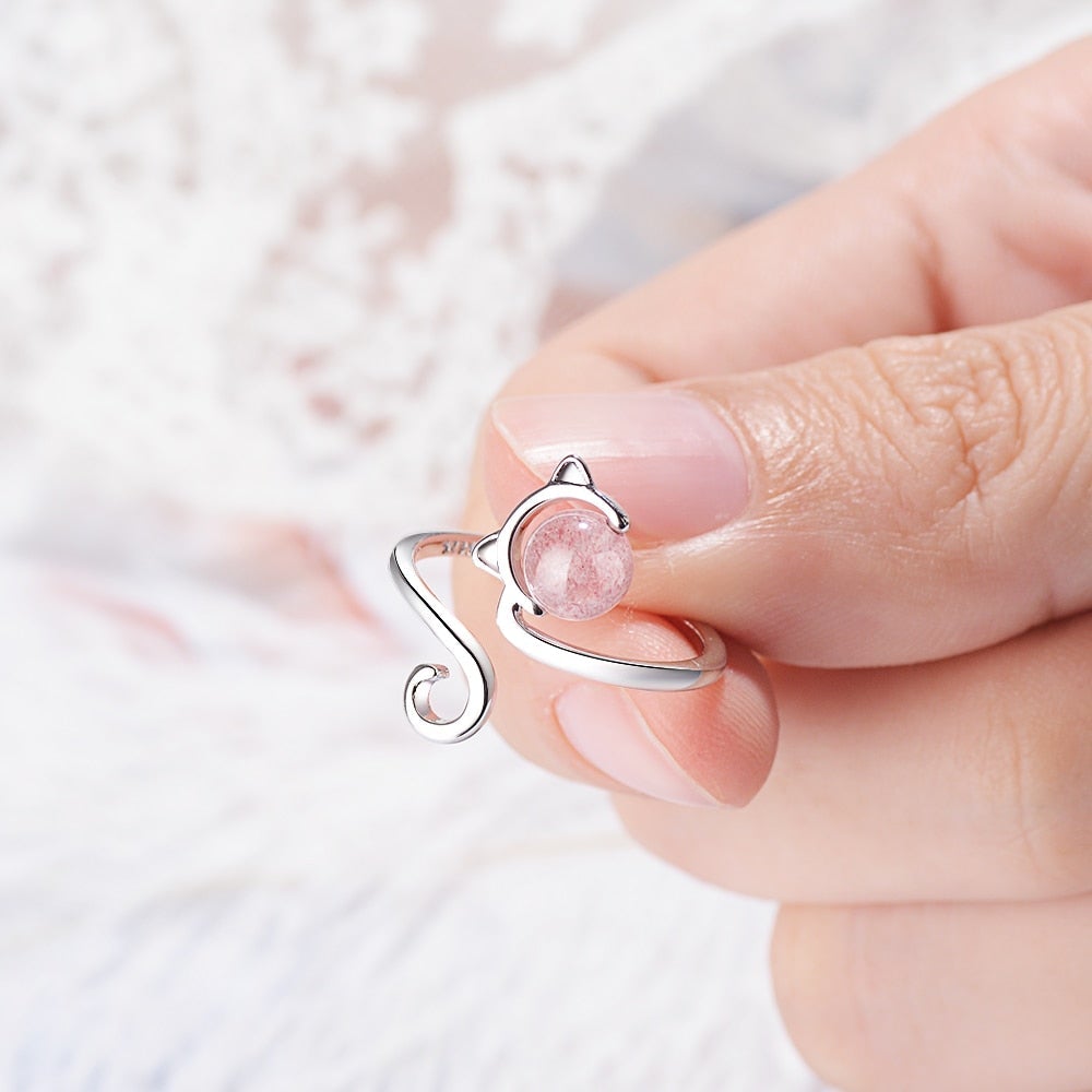 Shimmering 925 Sterling Silver Ring with Pink Agate and Playful Cat Motif