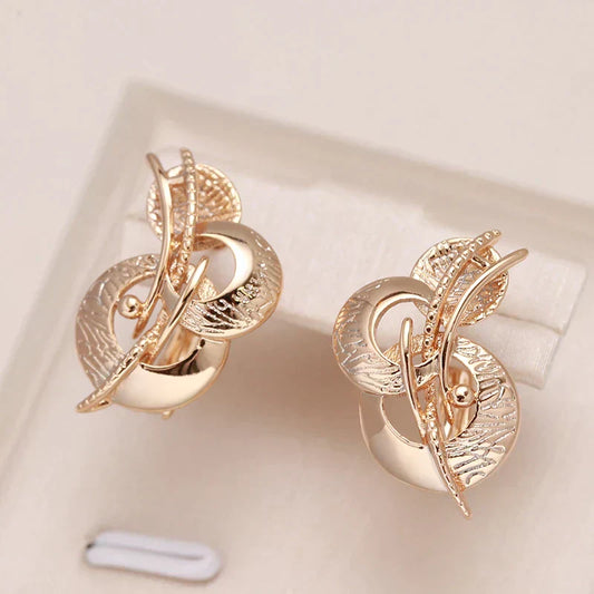 Chic Irregular Design Golden Earrings for a Touch of Elegance