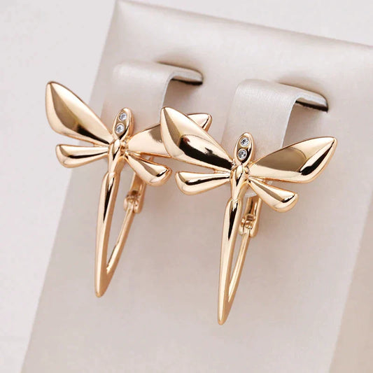 Stunning Golden Dragonfly Earrings for a Touch of Elegance