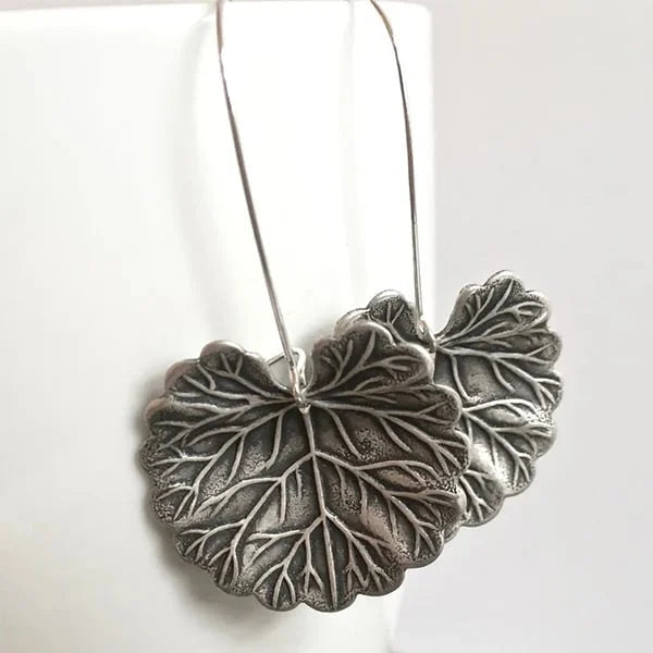Stunning Silver Leaf Earrings for a Dazzling Elegance