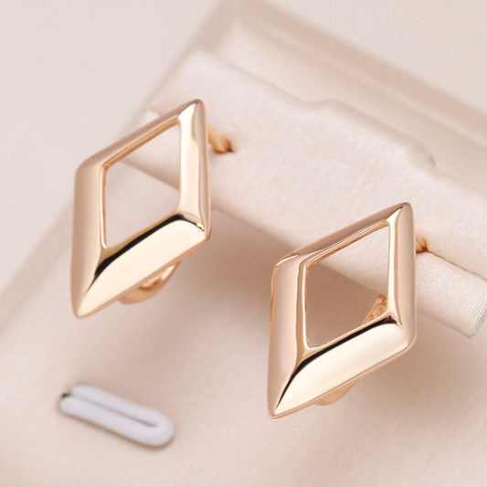 Chic Golden Geometric Earrings Perfect for Every Occasion