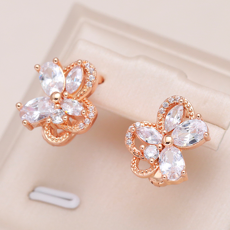 Dazzle with Sparkling Crystal Daisy Earrings