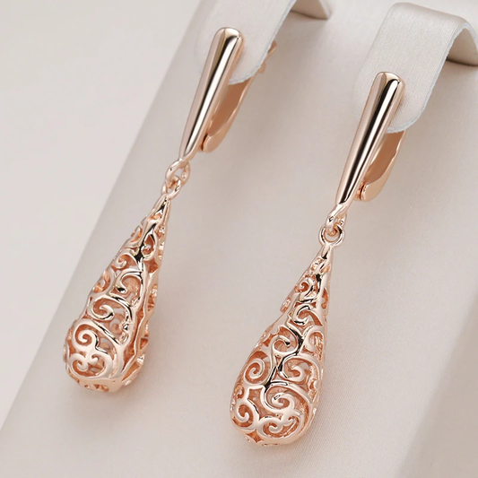 Stunning Gold Mandala Pendant Earrings for a Timeless Look