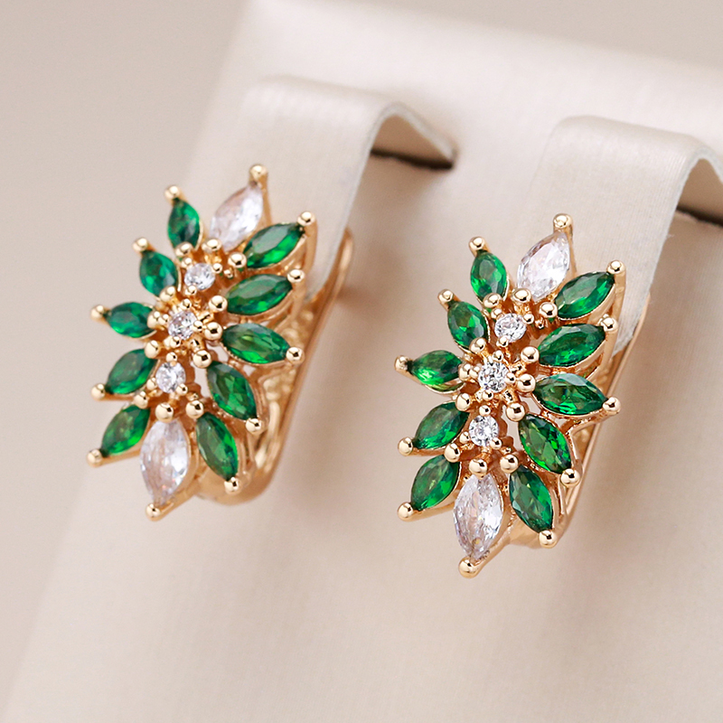 Stunning Green and White Crystal Earrings with a Luxurious Gold Finish