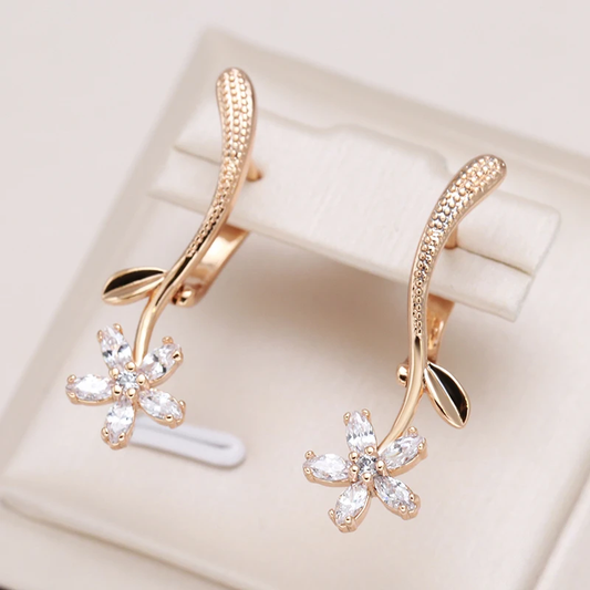 Stunning Daisy-Inspired Golden Crystal Earrings for a Touch of Elegance