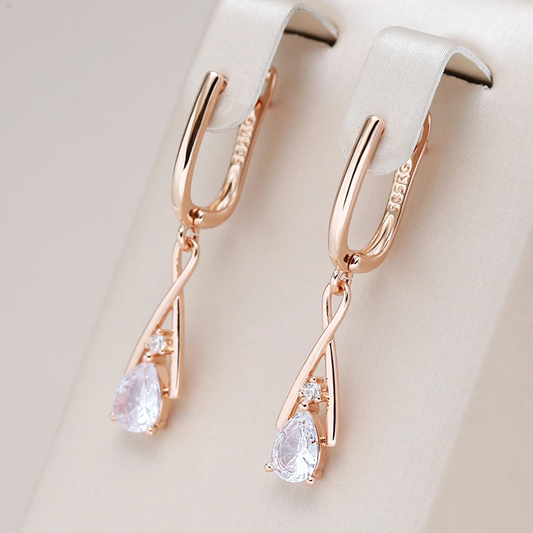 Stunning Elegance: Sparkling Crystal Drop Earrings