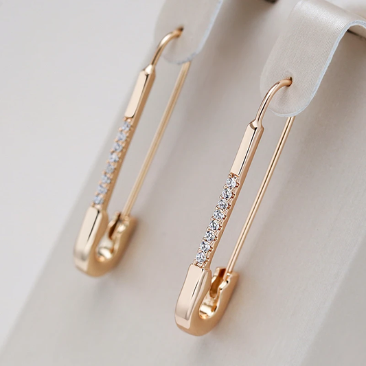 Stunning Golden Clip Earrings for a Touch of Elegance