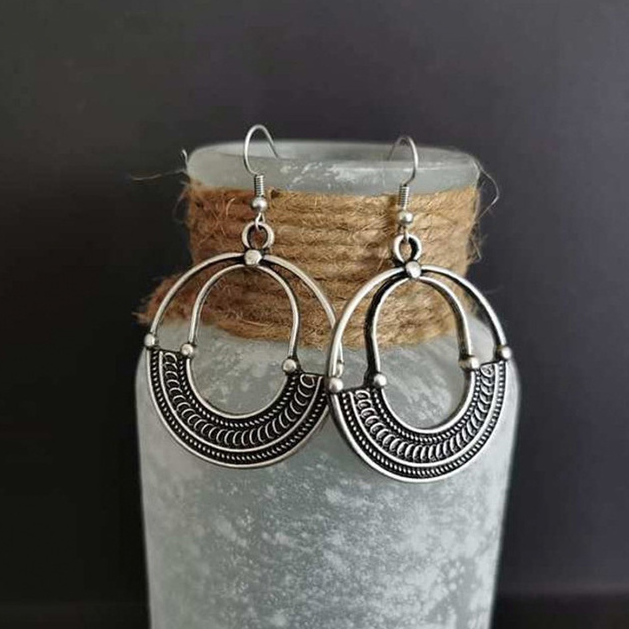 Chic Bohemian Silver Ethnic Earrings for a Timeless Elegance