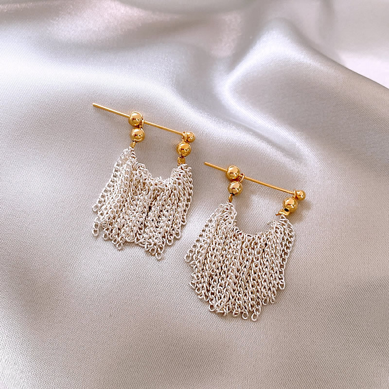 Chic Glass Curtain Earrings for a Touch of Sophistication