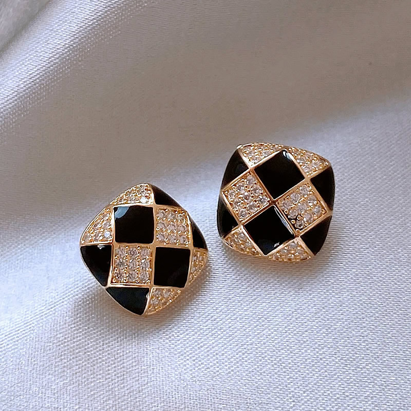 Stunningly Elegant Black Enamel Finish Earrings