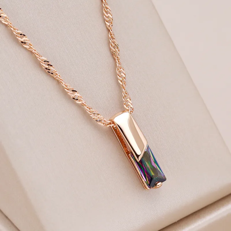 Sparkling Multicolored Crystal Necklace for a Touch of Elegance