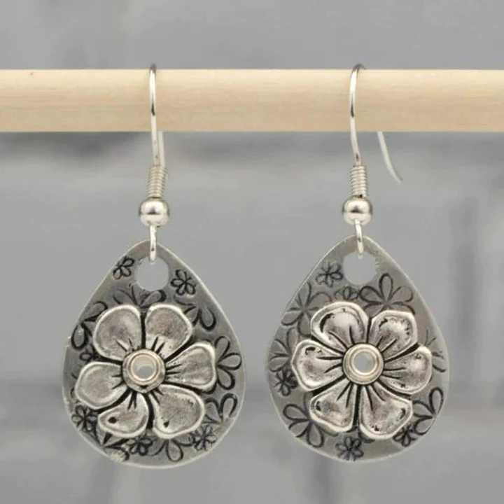 Charming Vintage-Inspired Floral Sterling Silver Earrings