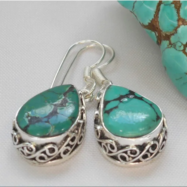 Chic Vintage Earrings Adorned with Natural Turquoise Gemstones