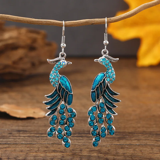 Stunning Vintage Earrings in Dazzling Peacock Blue