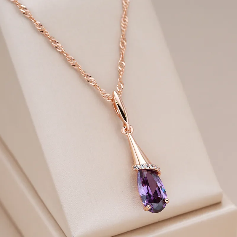 Stylish necklace with elegant mauve crystal drops