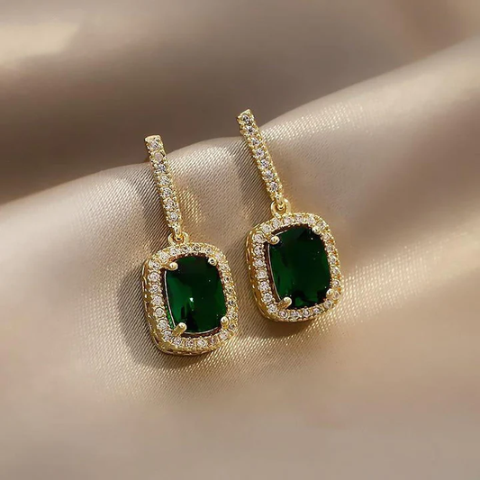 Captivating Earrings Adorned with Dazzling Green Crystals