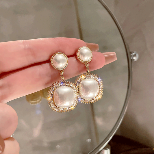 Chic and Radiant Square Pearl Earrings