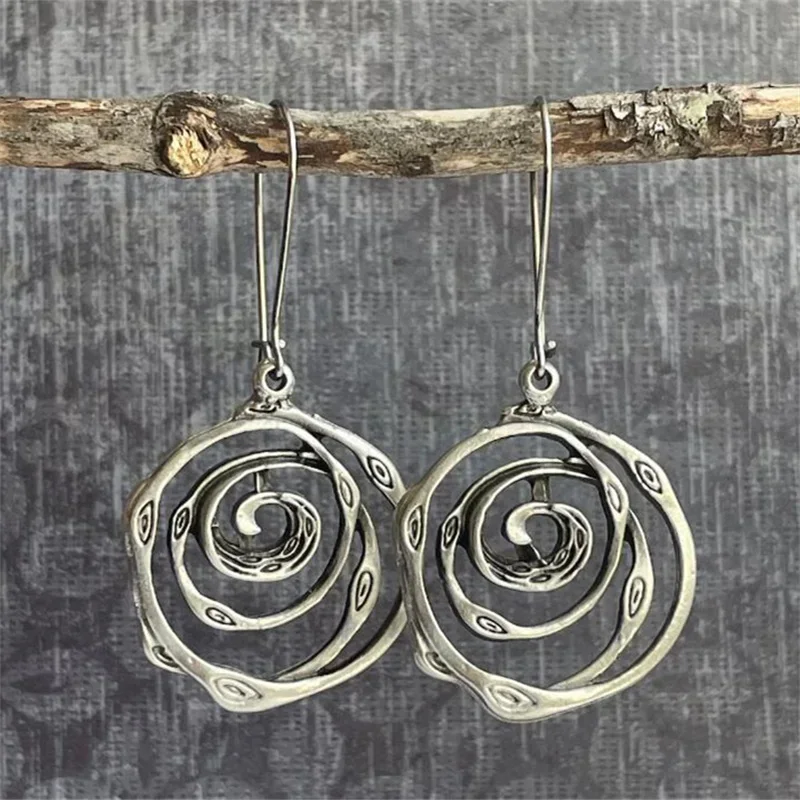 Chic Vintage-Inspired Labyrinth Earrings Crafted from Premium Sterling Silver