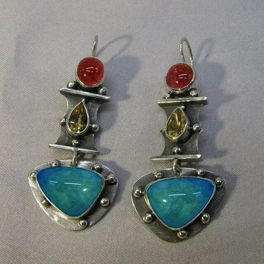 Elegant Vintage Turquoise Earrings Adorned with Timeless Silver Accents