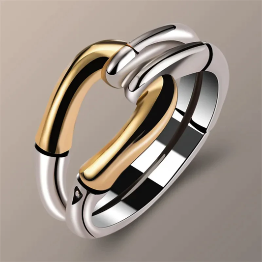 Elegant Vintage Ring in Noble Gold-Silver Mix with Artistic Knot Design