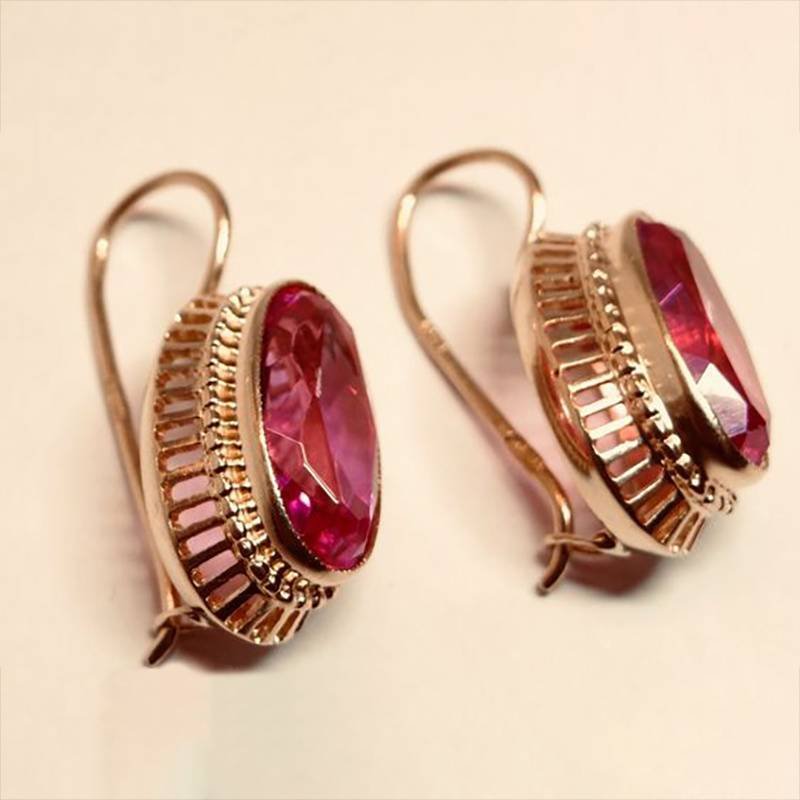 Stunning Vintage Rose Gold Earrings Adorned with Vibrant Red Crystals